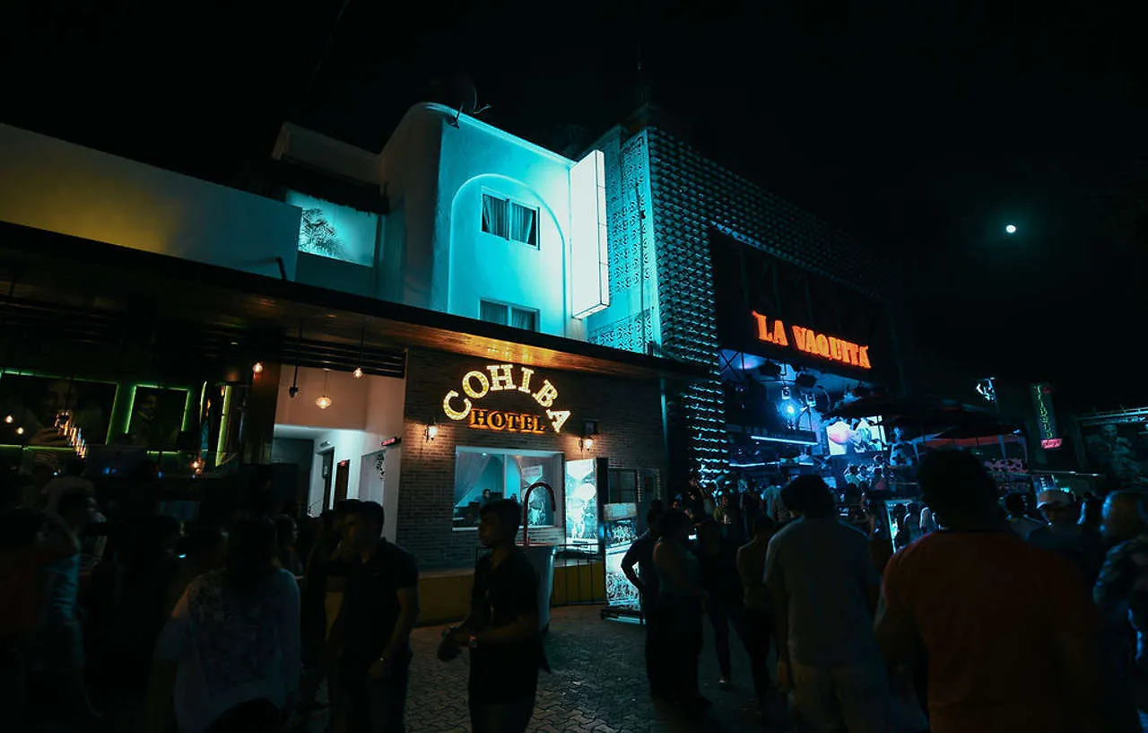 Hotel Cohiba Partyの連絡先